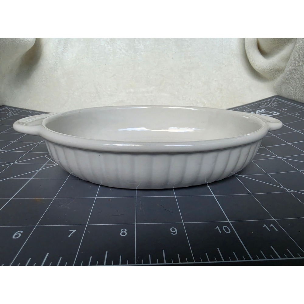 Vintage Japan Ceramic Oval Au Gratin Baking Dish Fluted White Stoneware 9 inch